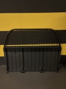 Metalowa przegroda do bagażnika