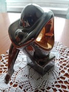 Piękny porcelanowy Akt siedzącej kobiety pokryty platyną i złocony.