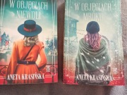 "W objęciach mroku"/"W objęciach niewoli "