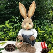 Dekoracja wielkanocna - słomiany króliczek 35 cm