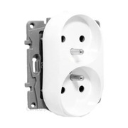 LEGRAND NILOE Gniazdo Podwójne 2x2P+Z białe