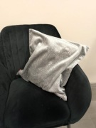 Srebrna,ozdobna poszewka na poszuszkę,powleczenia na poduszkę,kwadrat 45x45