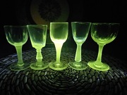 Kieliszki manganowe z przełomu XIX I XX wieku. 