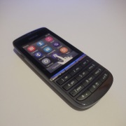 Nokia Asha 300 - atrapa