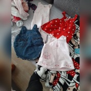 Firmowe rzeczy dla dziewczynki 