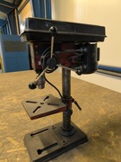 Wiertarka wiertnica stołowa EBT 1609