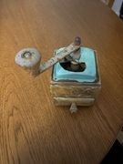 Ręczny drewniany Młynek do pieprzu z PRL-u lata 60