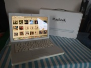 Apple MacBook A1181 Biały 13-calowy laptop