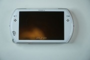 PSP GO biała + ładowarka