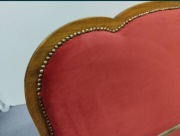 Kanapa czerwona po regeneracji 