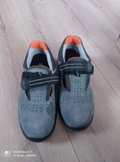 Buty robocze z noskami 