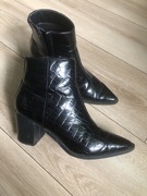 Botki Mohito 38, czarne, lakierowane , buty na obcasie , lekko ocieplane 