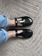 Mary Jane szerokie okrągłe noski mokasyny r.41 wkł.26,5cm barefoot lakierki