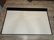Ekran projekcyjny 100” OVERMAX NOWY