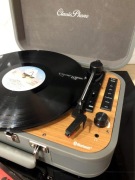 Lenco Classic Phono TT-116GY