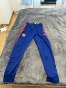 Spodnie Dresowe Nike FC Barcelona Rozmiar L/XL Stan BDB