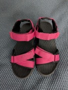 Sandały dziewczęce r. 32