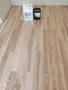 Deska Lita Jesionowa Kolor Gat.1 165zł 1m2 16x100x600mm Jodełka prawe-lewe 