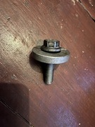 Śruba koła pasowego renault