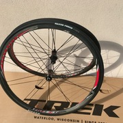 Koła Bontrager XXX  Lite szytka karbon