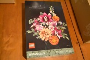 Lego Botaniclas Pink Flower Bouquet piękny bukiet różowych kwiatów