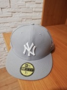 New Era fitted czapka fullcap