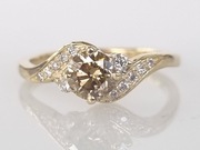 Pierścionek zaręczynowy złoto 585 diamenty 0,85 ct fantazyjny brąz AIG 12