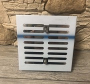 Kratka kominowa wentylacyjna SREBRNA z żaluzją 14 x 14 cm