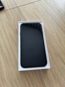 iPhone 11 64gb używany w dobrym stanie