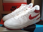 Nike Attack QS 43
