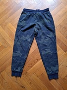 Spodnie moro 158 destination dresowe