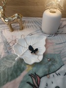 Podstawka podkładka tacka pod biżuterię gips ceramiczny prezent liść listek