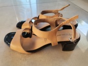 Sandały na obcasie tamaris