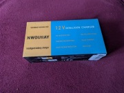 Ładowarka samochodowa z ekranem LCD 6 A/12 V  wysyłka dpd gratis