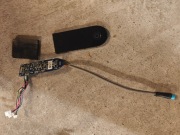 Hulajnoga elektryczna Xiaomi M365 - dashboard wyświetlacz ekran