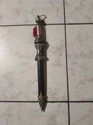 Ozdobny sztylet dekoracyjny z pochwą – metalowy – styl orientalny