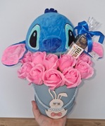 Flower box mydlany, czekolada dubajska, maskotka Stich