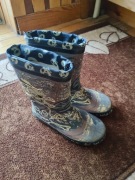 Kalosze chłopięce rozm. 32 – Motyw Piraci i Czaszki – Stan Bardzo Dobry