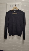 Sweter Uniqlo r. XS czarny 100% welna