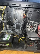 Komputer Procesor i7-10700K/Plyta glowna z490-a-pro/Zasilacz chieftec 700w