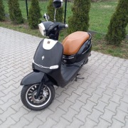  SKUTER Explorer zcruzet