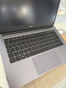 HUAWEI MateBook D 14 – Windows 11 | i3-1115G4 | 8GB RAM | 256GB SSD | Stan!