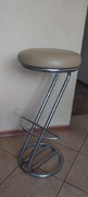 Krzesło barowe używane