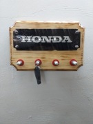 Wieszak na klucze. Rękodzieło 