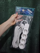 Przedłużacz 4 gniazdowy z wyłącznikiem 5m