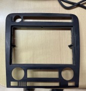 SEAT - ramka radia 2 DIN