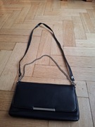 Torebka damska, torba, mała czarna kopertówka z łańcuszkiem - 22x12x2,5 cm.