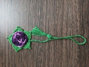 Zakładka do książki na szydełku róża fioletowa