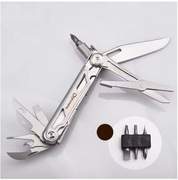 Multitool jak leatherman victorinox 7w1
