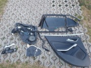 Mercedes Benz gla X156 uszczelka szyba drzwi klamka lewy tył